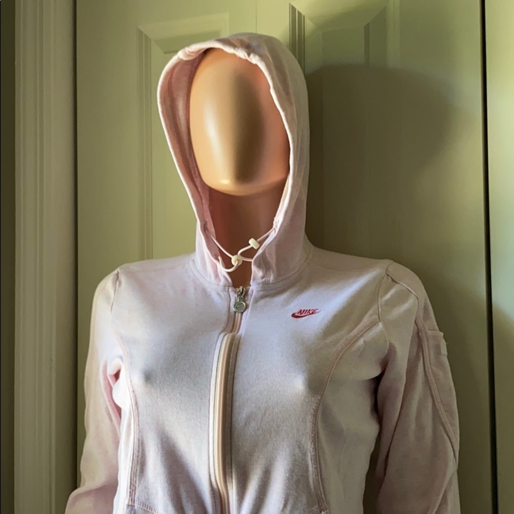 Nike ๐ - Picture 2 of 3
